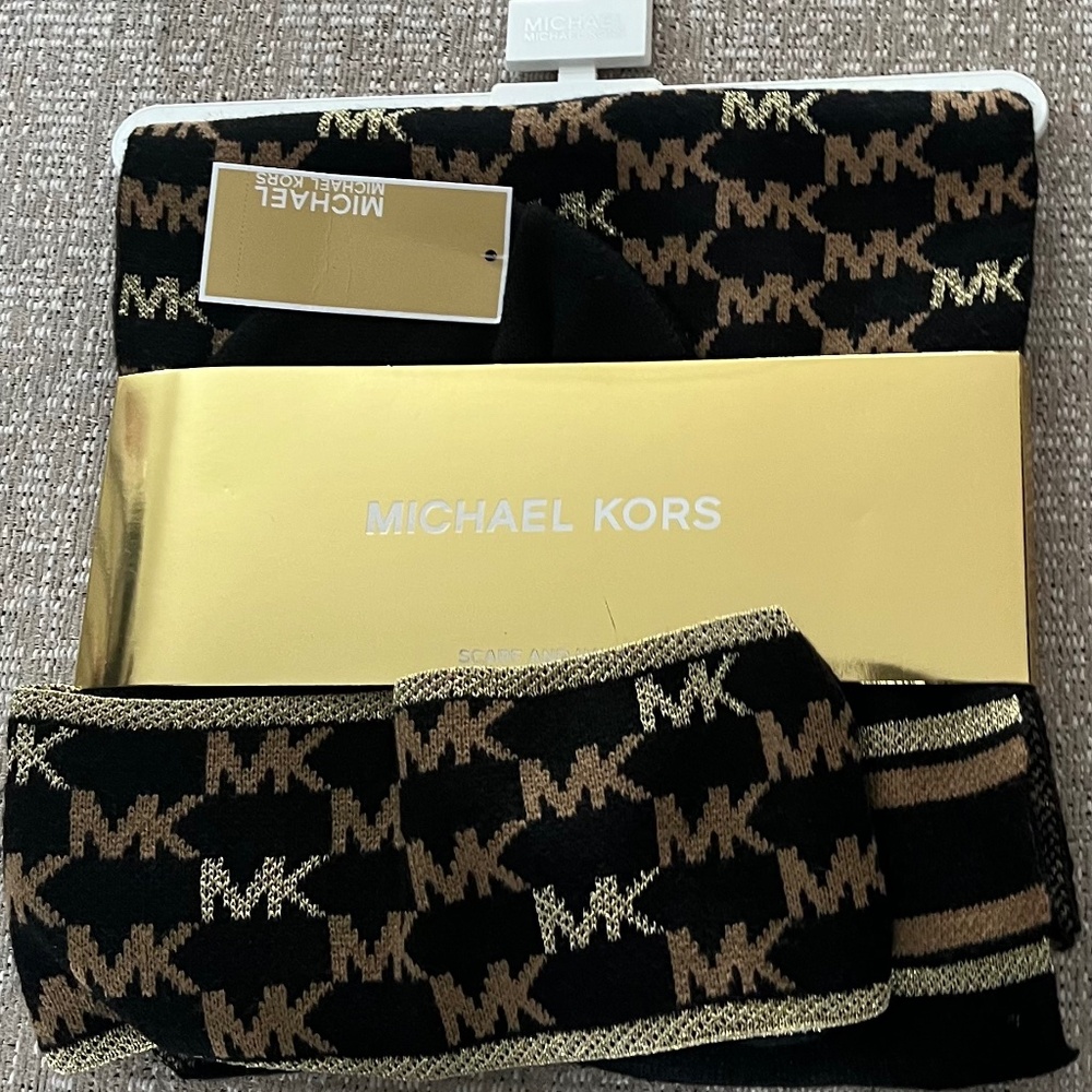 Michael Kors hat and scarf set